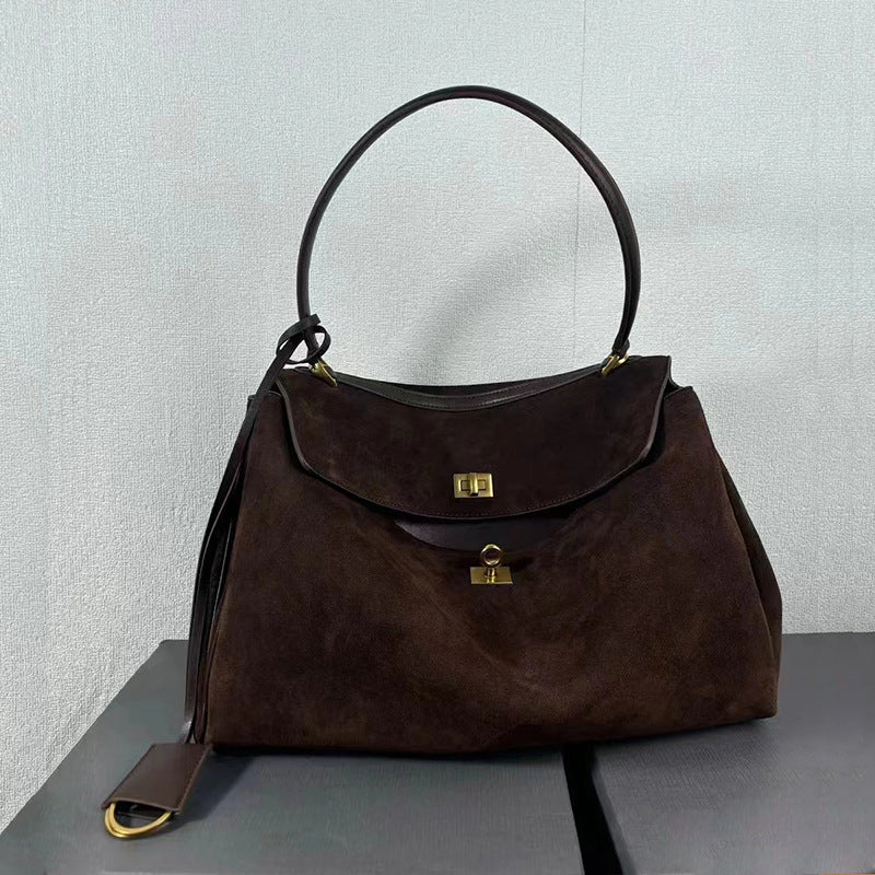 Spacious Commuter Shoulder Bag – Stylish and Functional for Daily Use