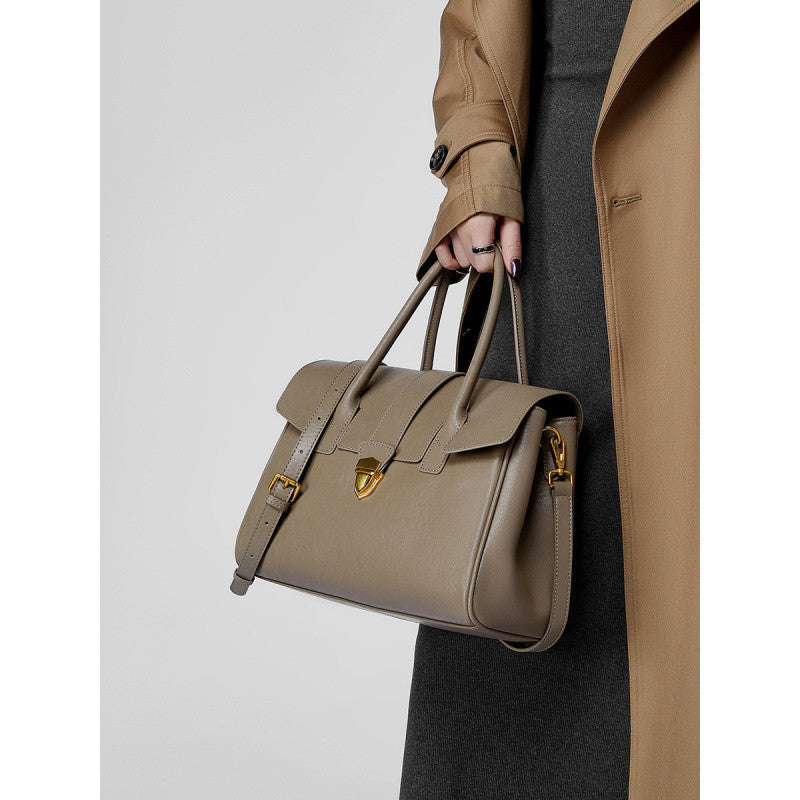 Mallette rétro portable en cuir véritable de grande capacité