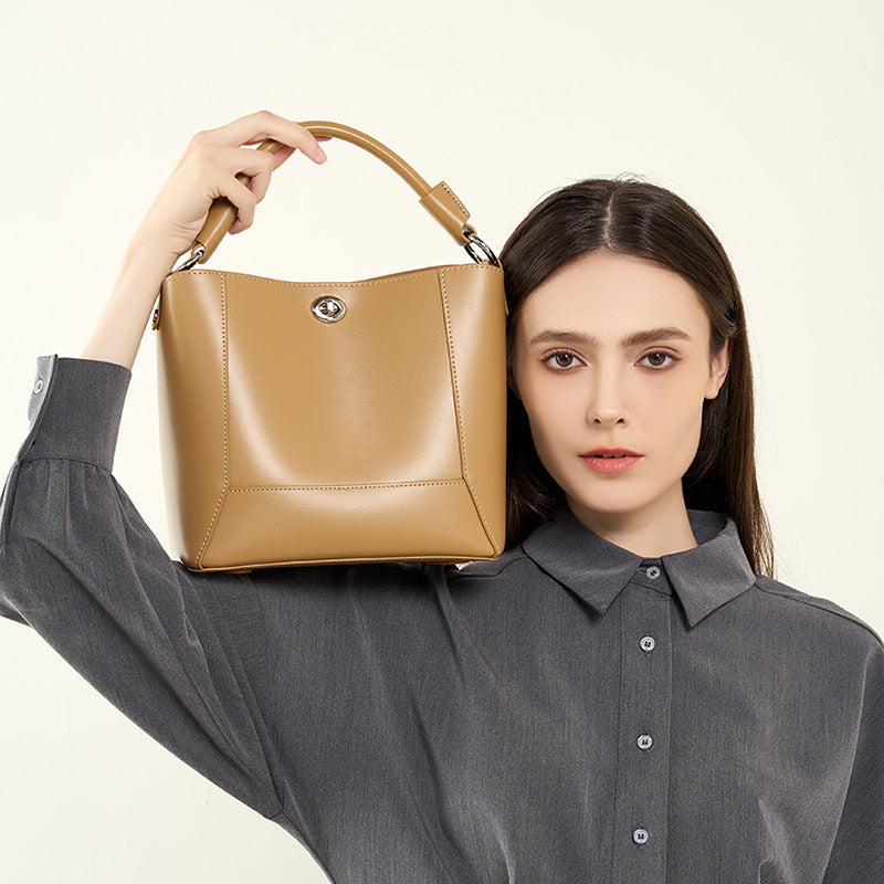 Hand-carrying Genuine Leather bucket crossbody