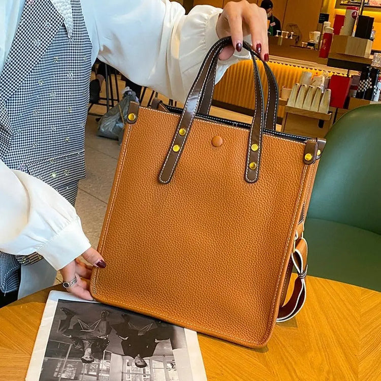 Everyday Leather Tote – Big on Space, Big on Style