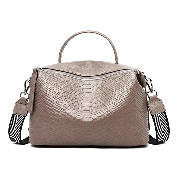 Functional Large Crossbody Bag – Portable, Stylish, and Versatile