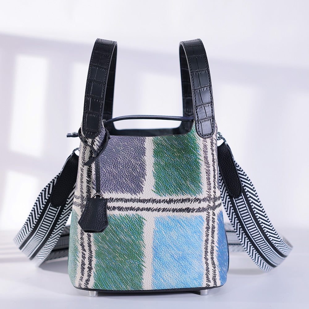 Plant-Dyed Cowhide Bucket Crossbody Bag – Eco-Friendly & Chic