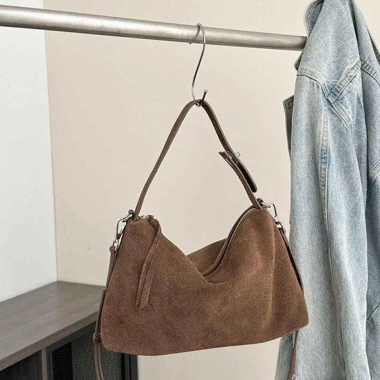 Trendy Korean Shoulder Bag – Simple, Spacious, Stylish