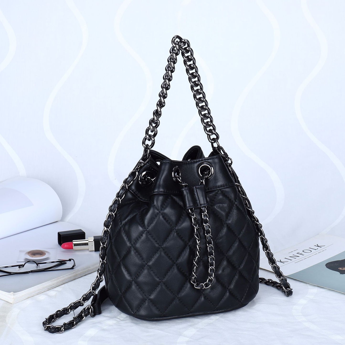Premium Bucket Crossbody Bag – Genuine Leather, Fashionable Design