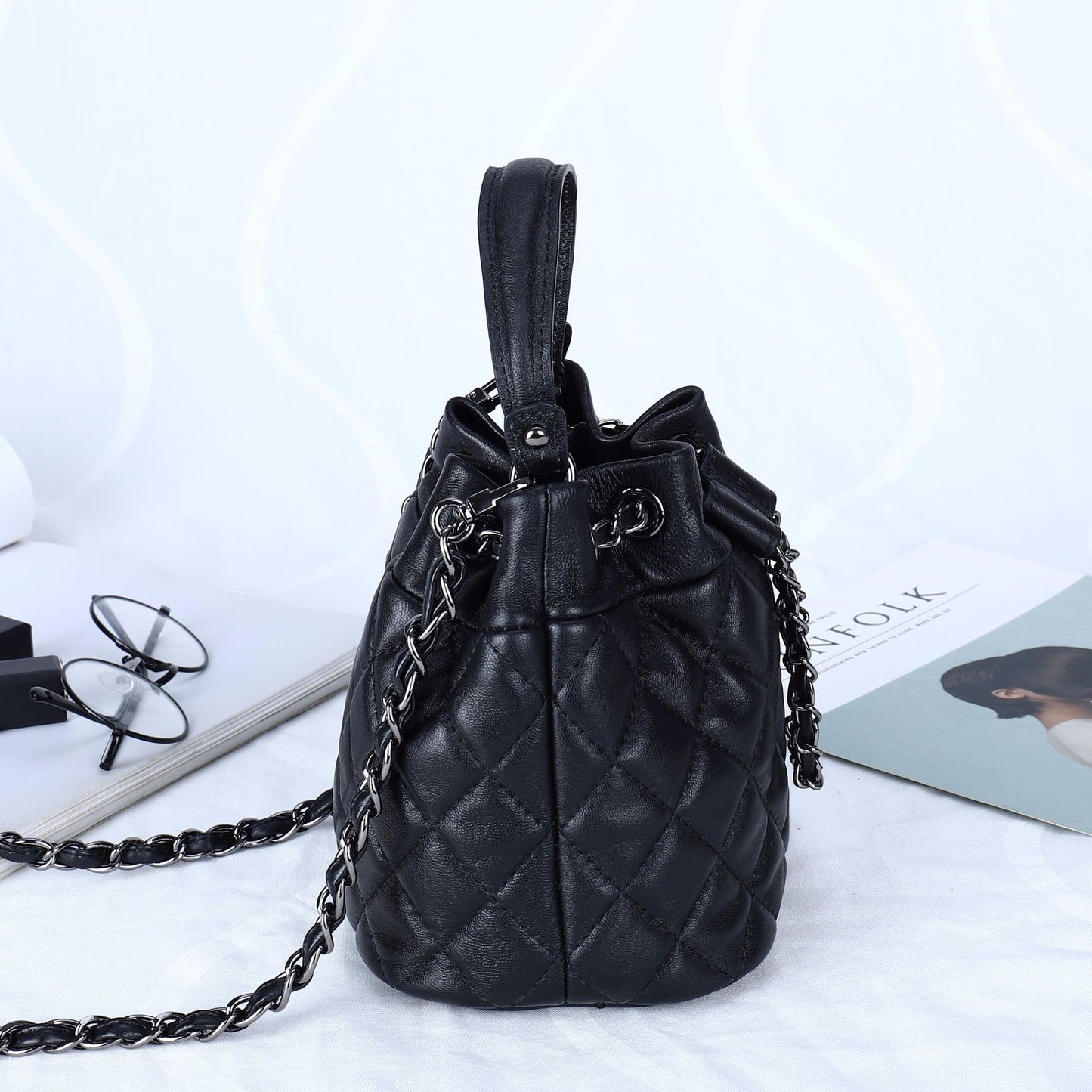 Premium Bucket Crossbody Bag – Genuine Leather, Fashionable Design