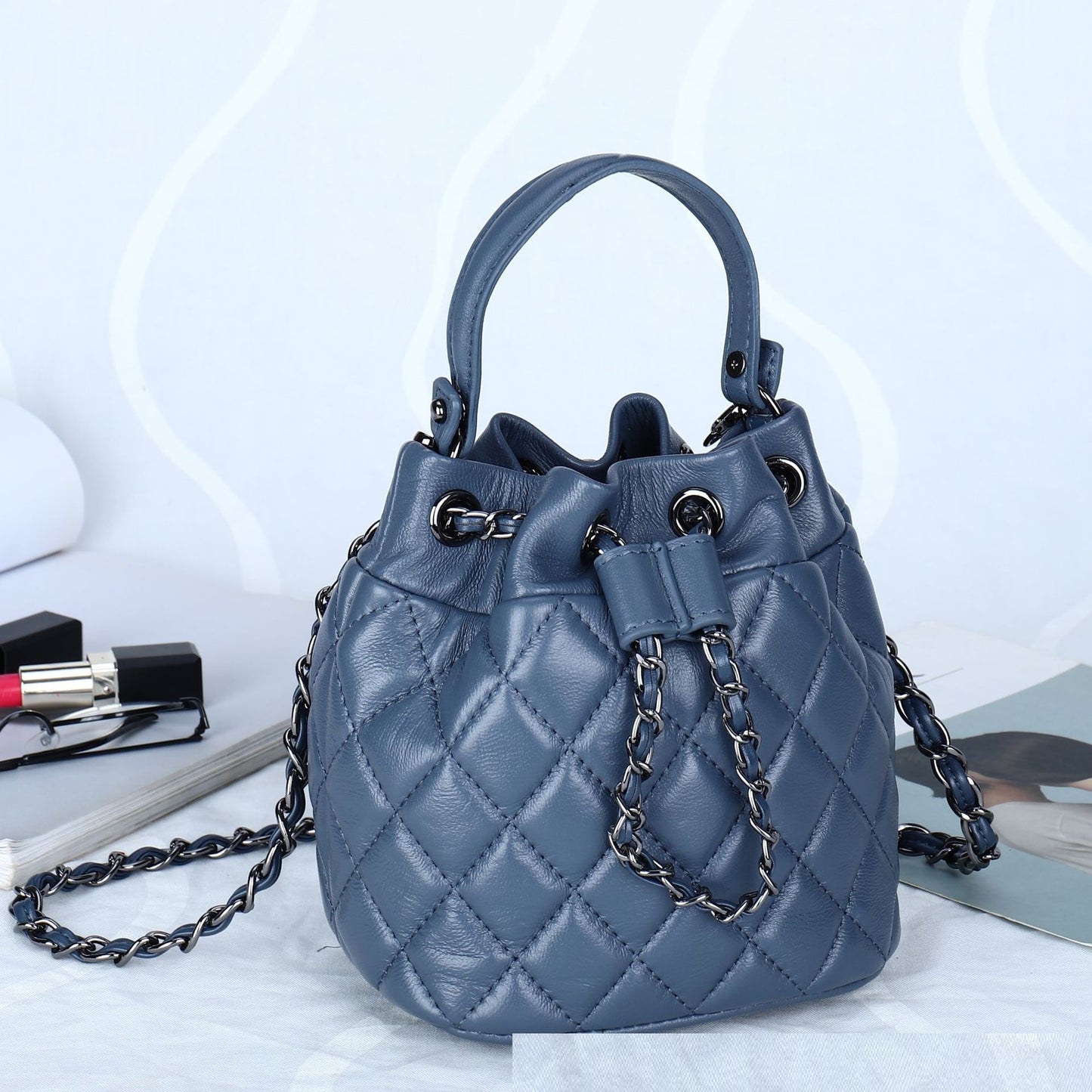 Premium Bucket Crossbody Bag – Genuine Leather, Fashionable Design