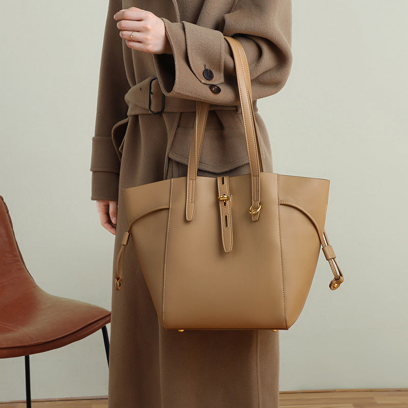 Sac à bandoulière rétro portable en cuir véritable pour femme