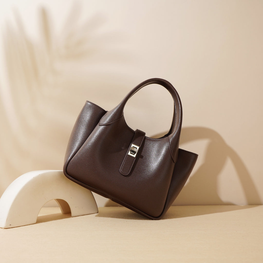 Sac panier chic en cuir