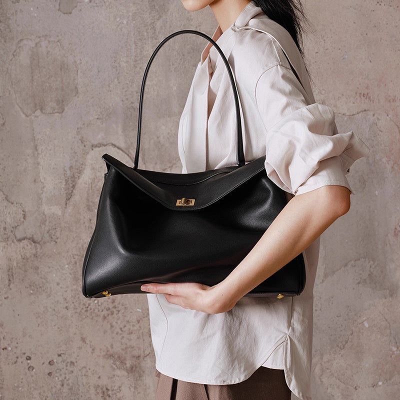 Sophisticated, High-capacity Tote Bag Nomade Code