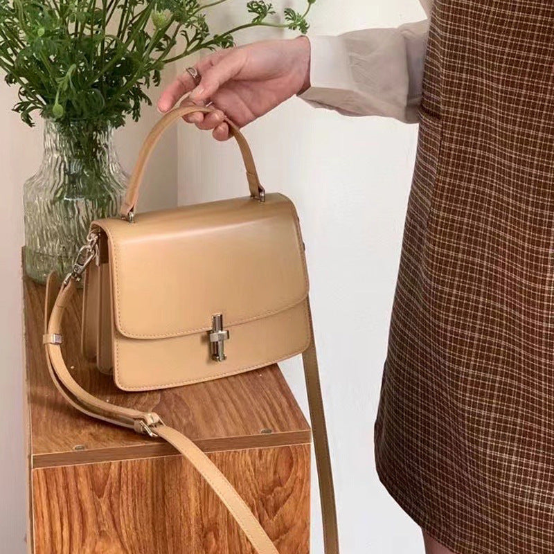 Ilham Crossbody