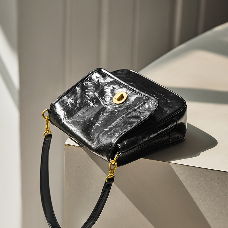 High-grade Underarm Leather retro Bag or Crossbody style