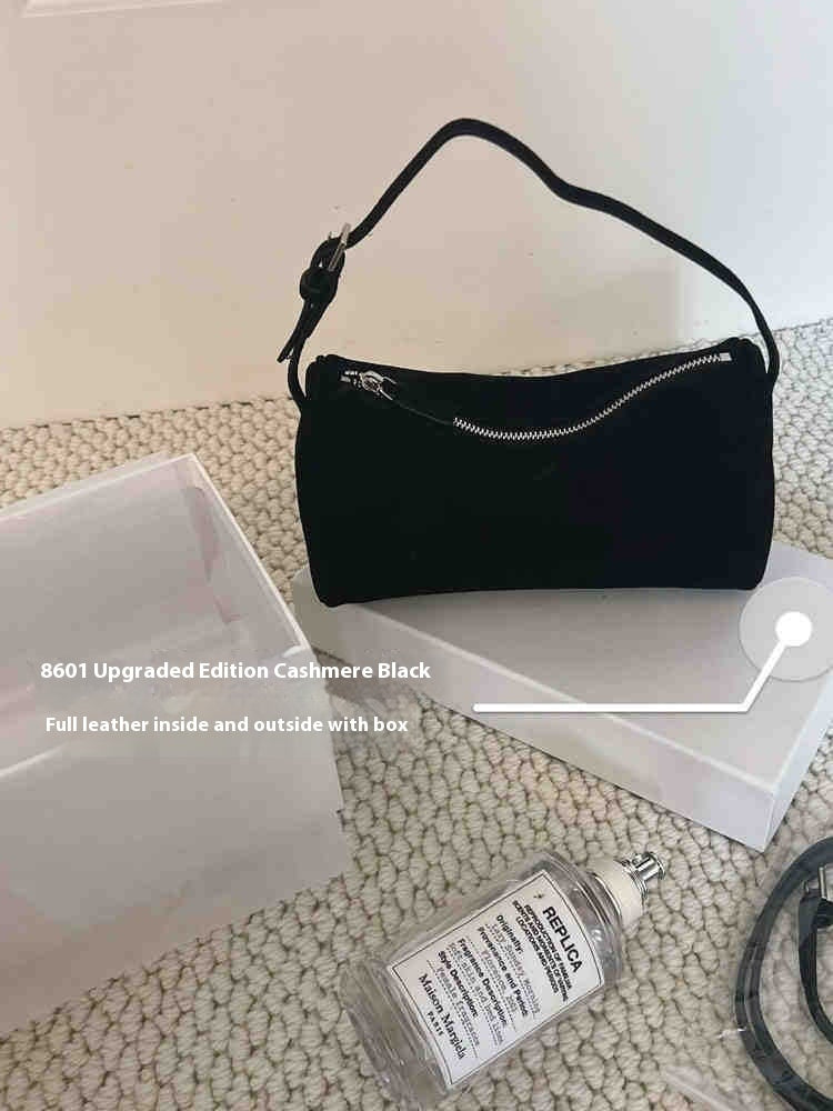 Leather small size baguette Shoulder bag
