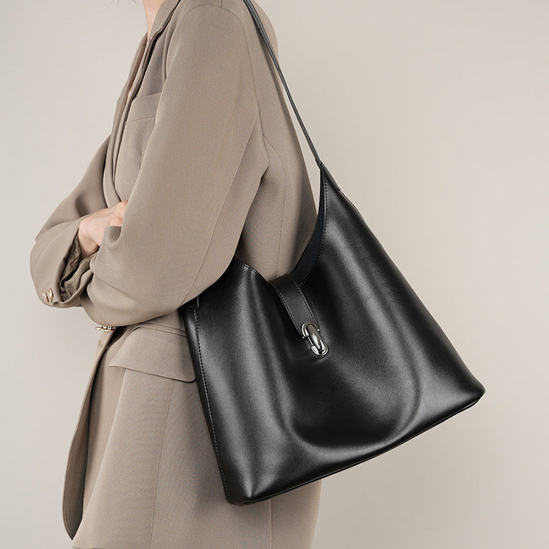 Leather Large Capacity Shoulder bag