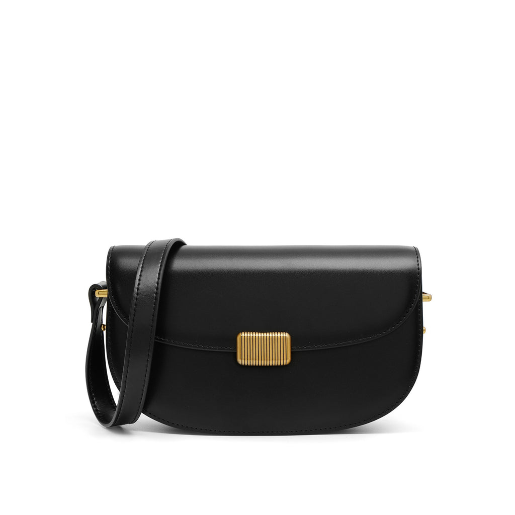 Leather Retro chic and durable style Saddle Bag