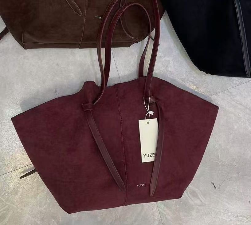 Large Capacity Portable Tote Bag