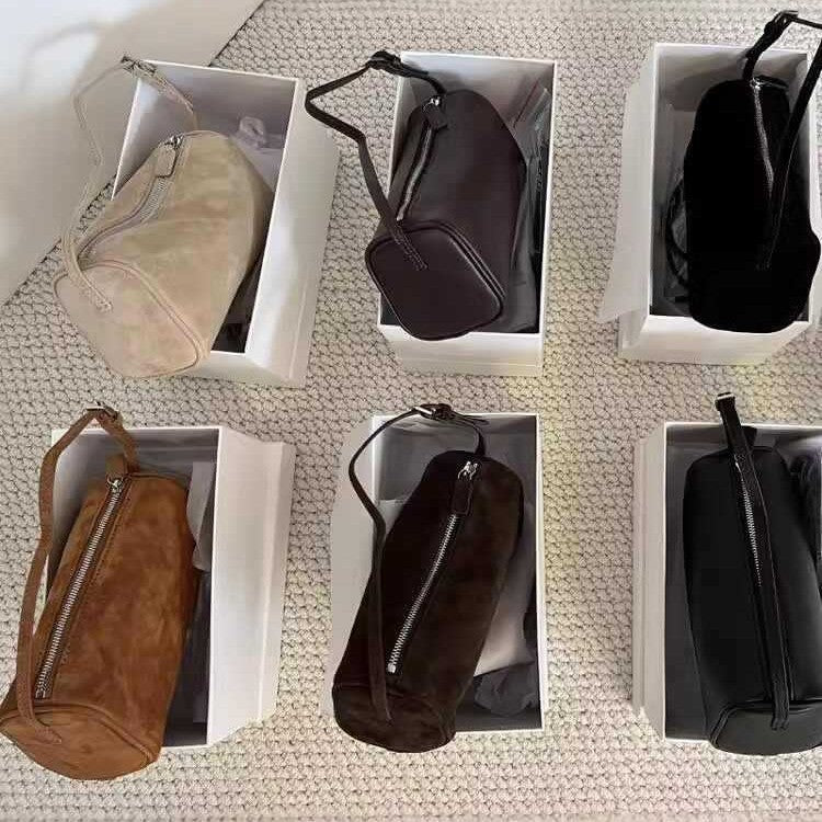 Leather small size baguette Shoulder bag