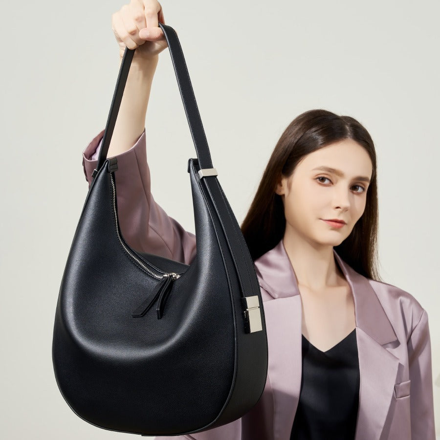 Fashionable large croissant  Leather shoulder bag