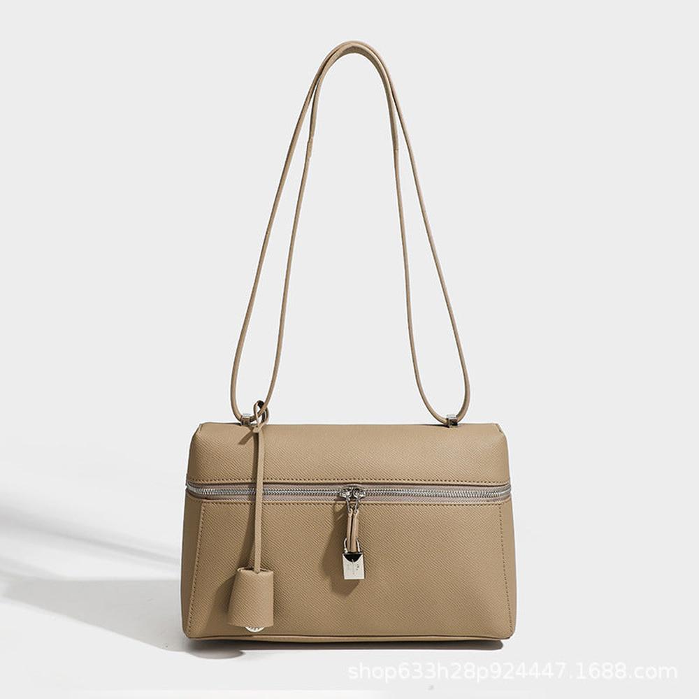 Autumn and Winter Retro Shoulder Bag For Women