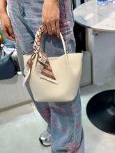 Fashion Top Layer Leather One-shoulder Women&