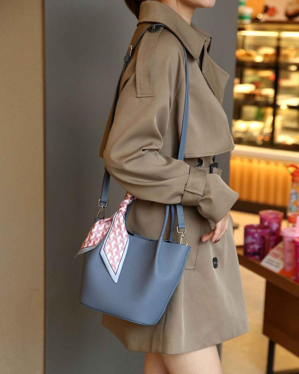 Fashion Top Layer Leather One-shoulder Women&