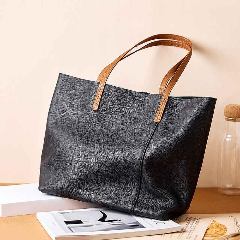 Handcrafted Cowhide Leather Tote Bag for Stylish Everyday Use