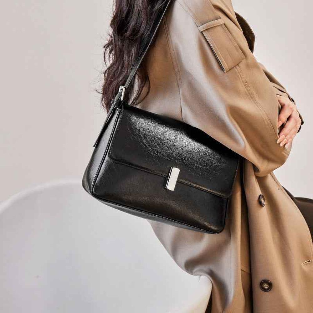 High-grade large Crossbody