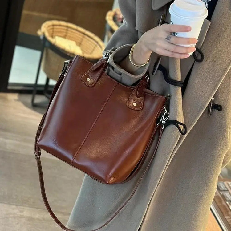 Large Capacity Plant-Tanned Soft Leather