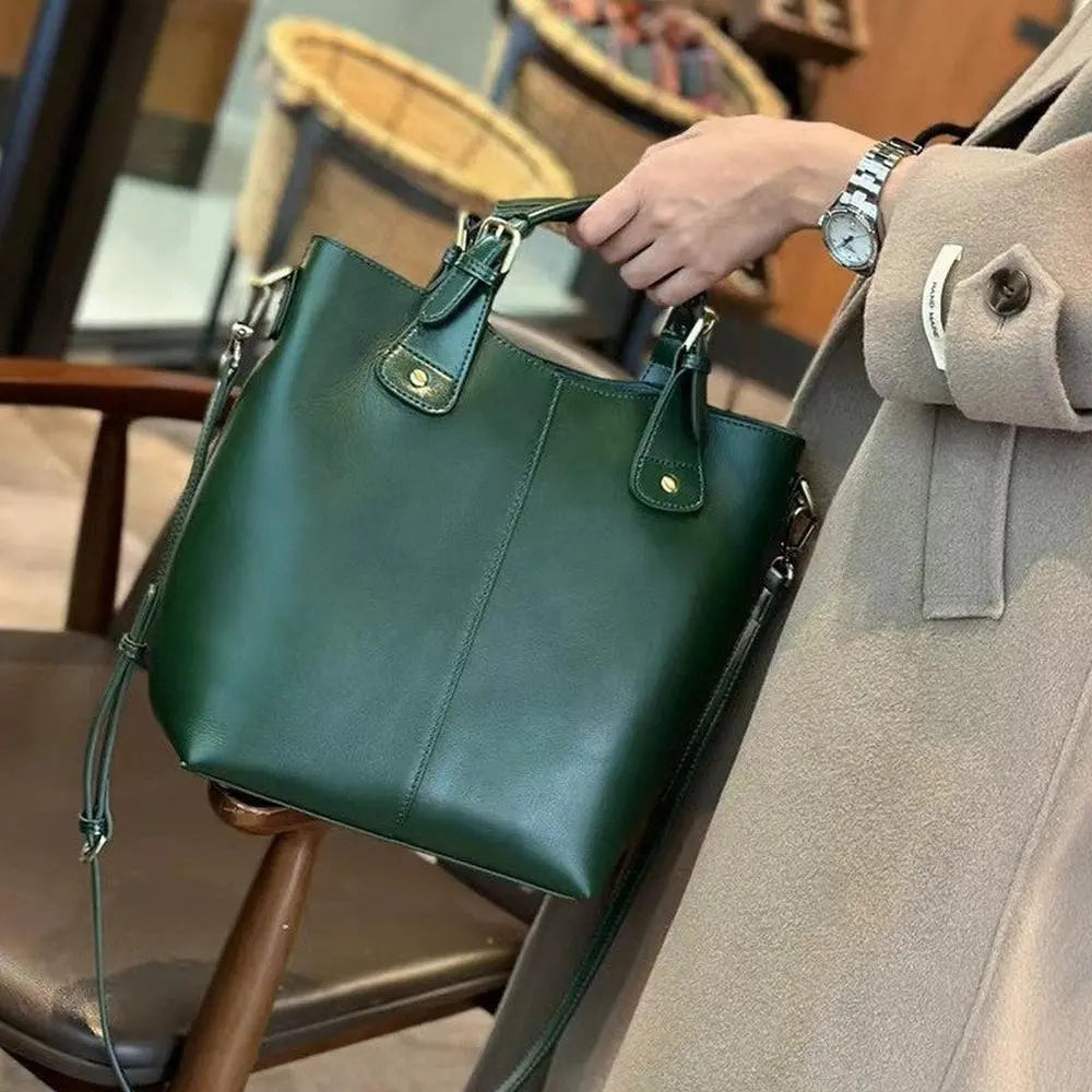Large Capacity Plant-Tanned Soft Leather