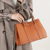 Large Classic and elegant HandBag