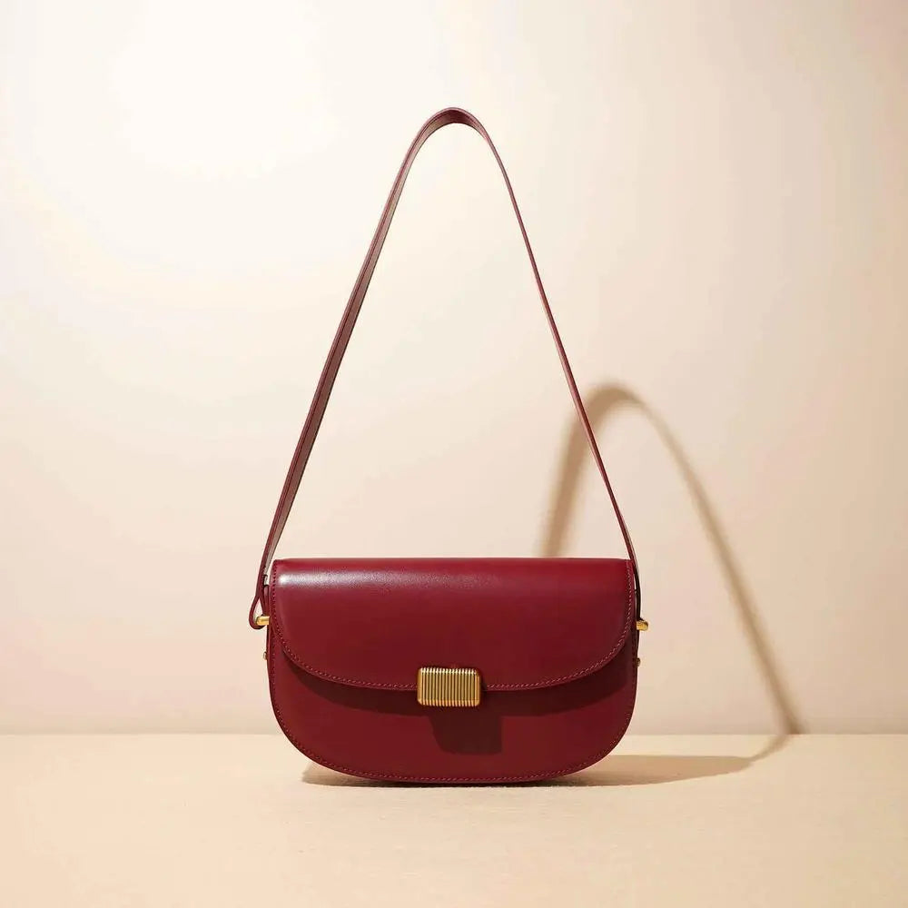 Leather Retro chic and durable style Saddle Bag