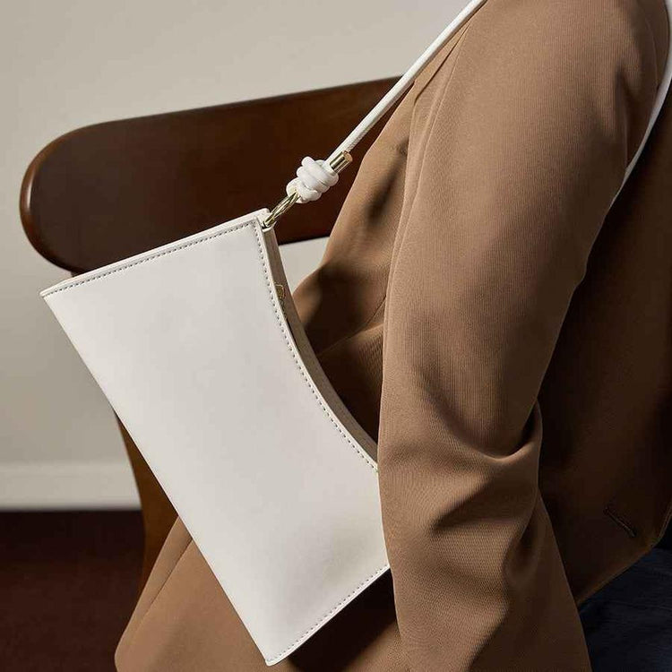 Leather chic medium size Shoulder Bag