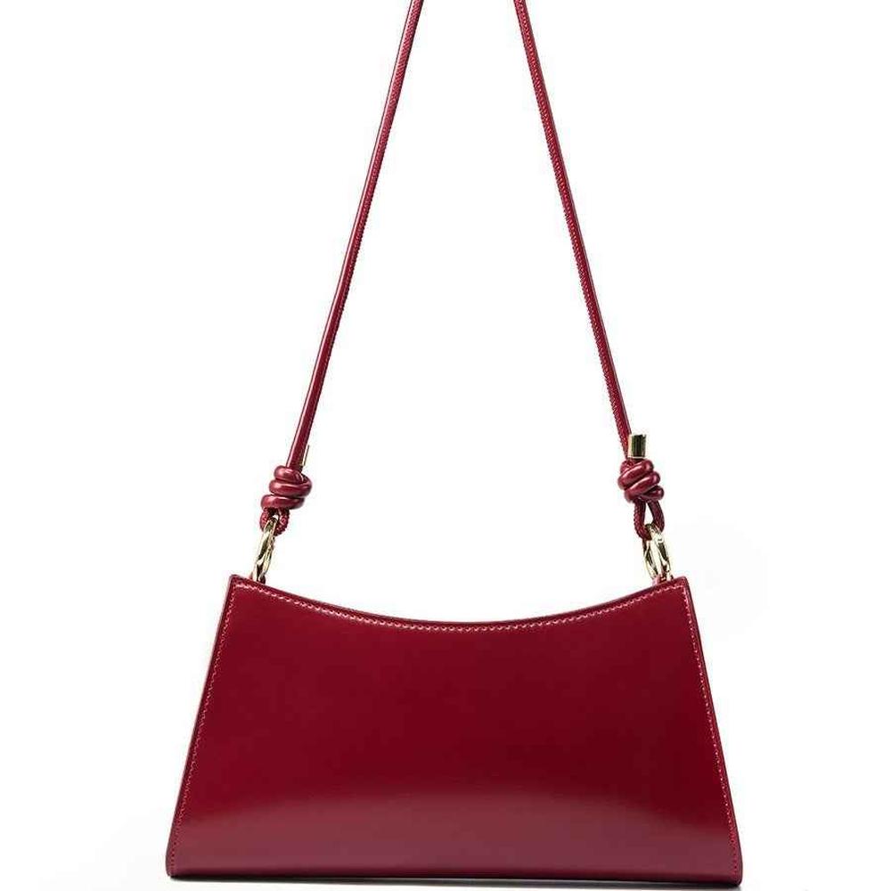 Leather chic medium size Shoulder Bag