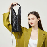 Lightweight And Large Capacity Shoulder Bag