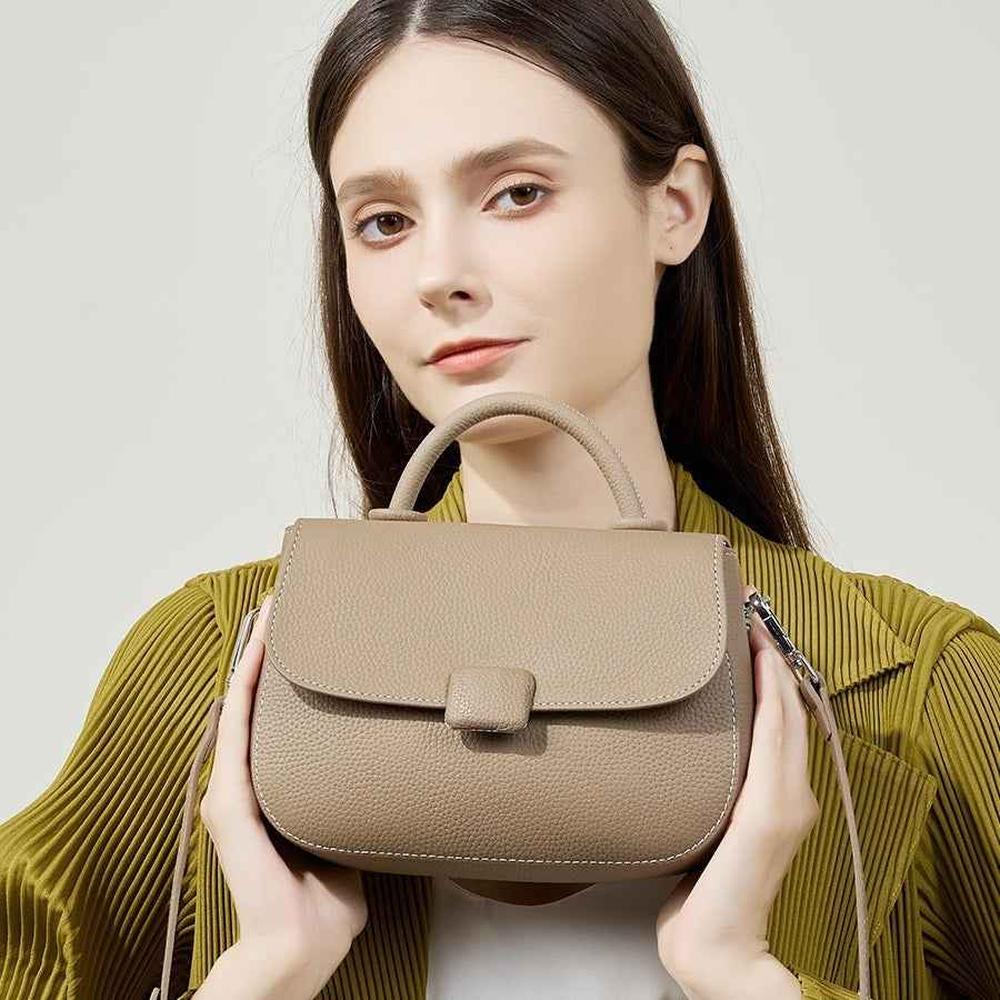 Medium Leather High-grade handbag