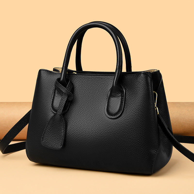 Multifunctional Handbag Perfect For Work And Commuting