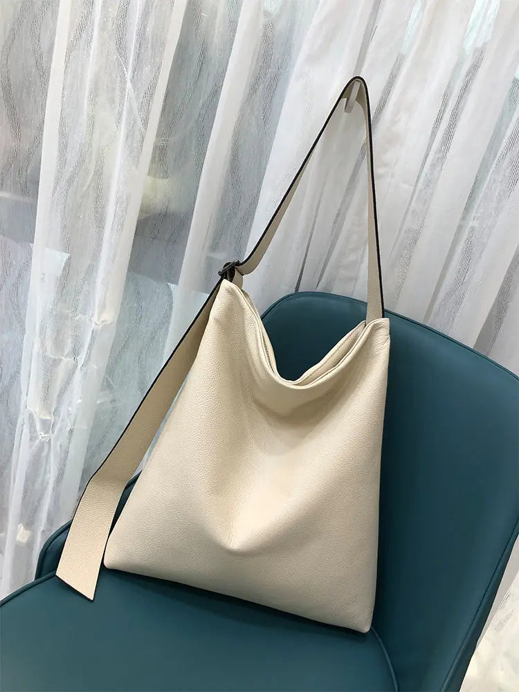 New Top Layer Cowhide Shoulder Bag