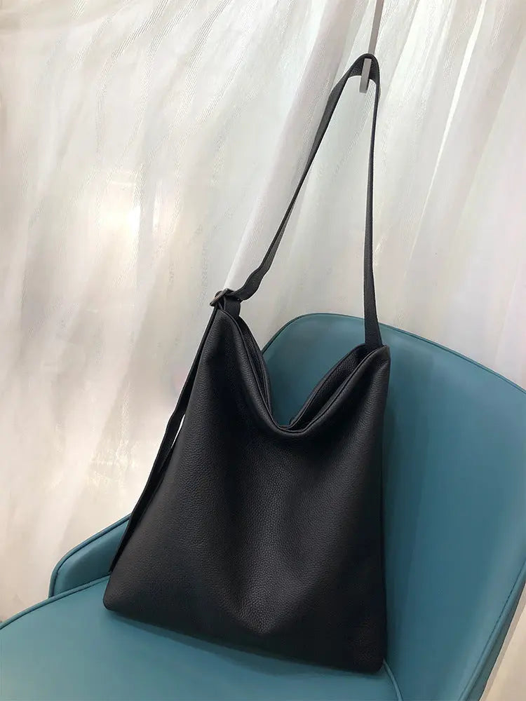 New Top Layer Cowhide Shoulder Bag