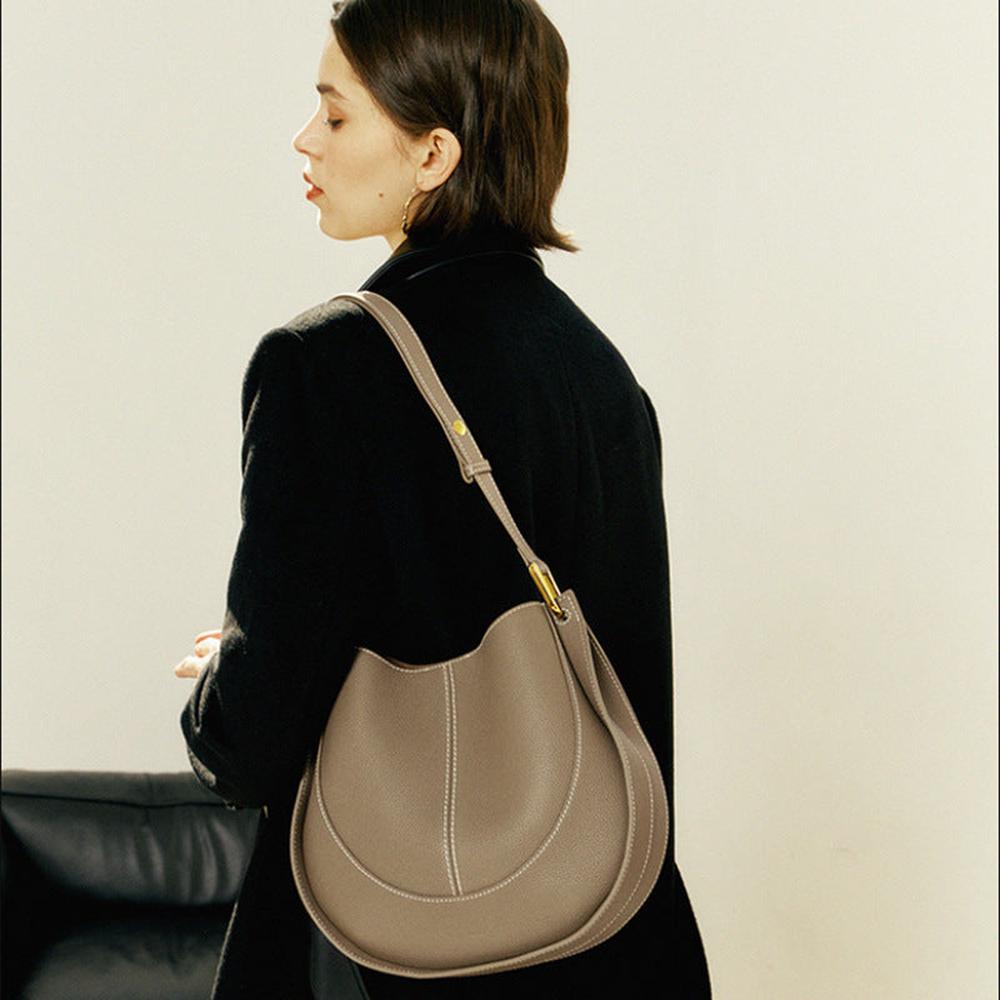 Niche Luxury Leather Shoulder Bag