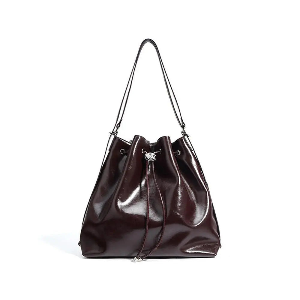 Niche New Style Leather Bucket Bag for Effortless Chic
