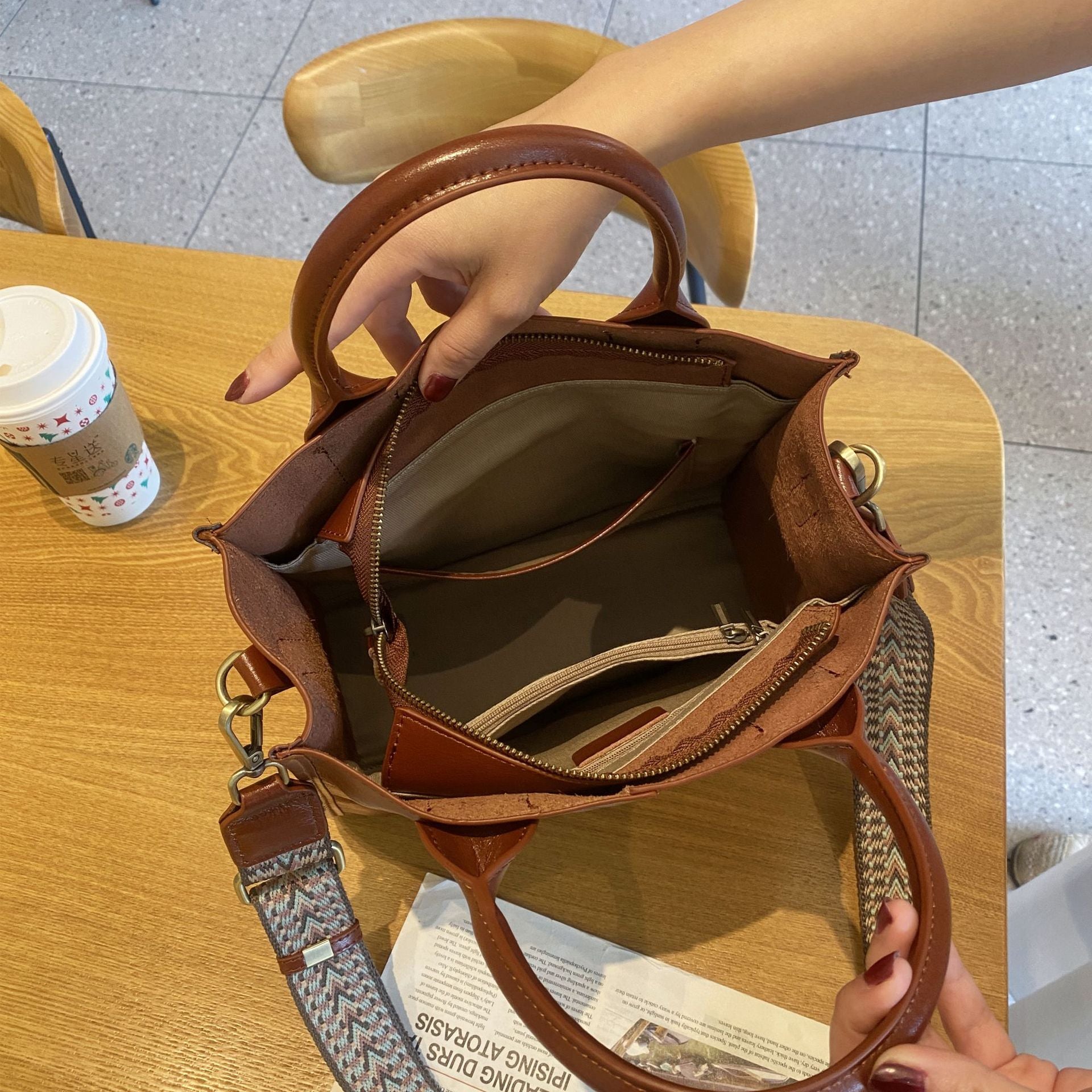 Sac à main en cuir tanné végétal