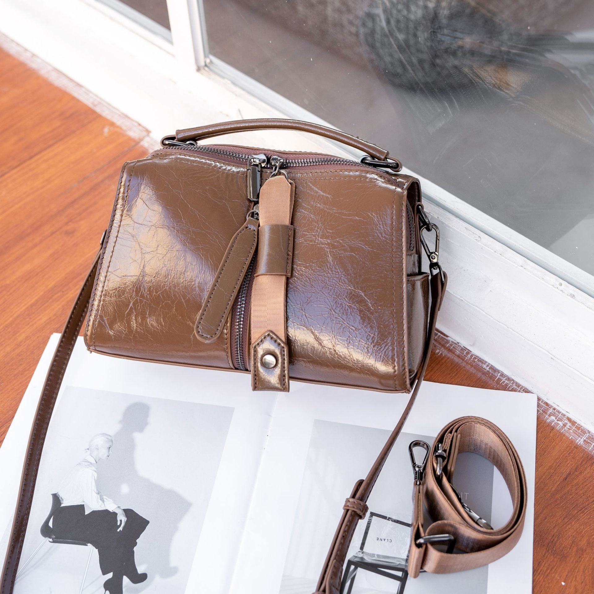 First Layer Oil Wax Cowhide Crossbody Bag