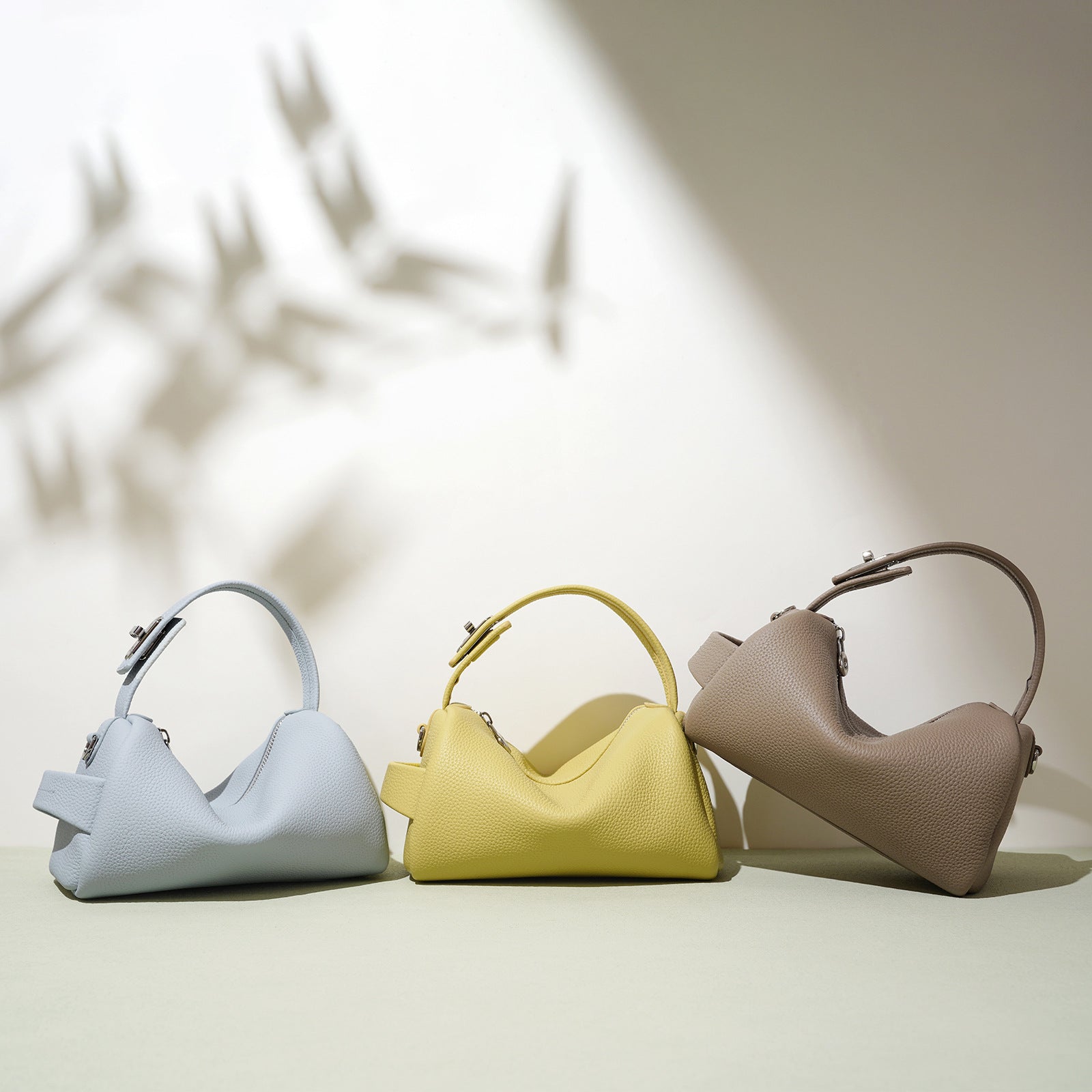 Soft Leather Large Capacity Women's Shoulder Bag