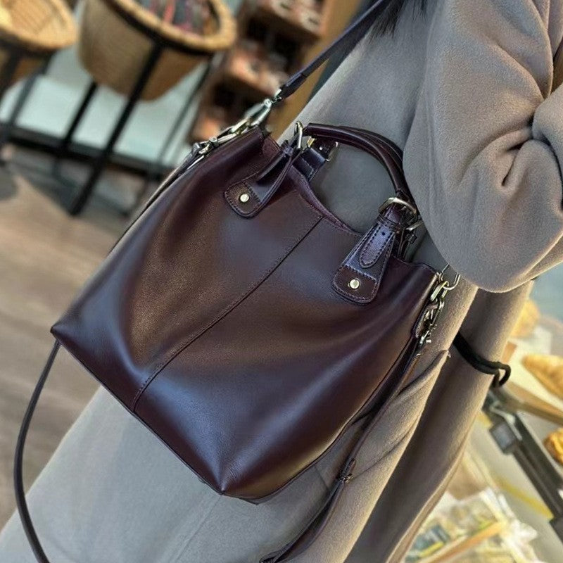 Large Capacity Plant-Tanned Soft Leather