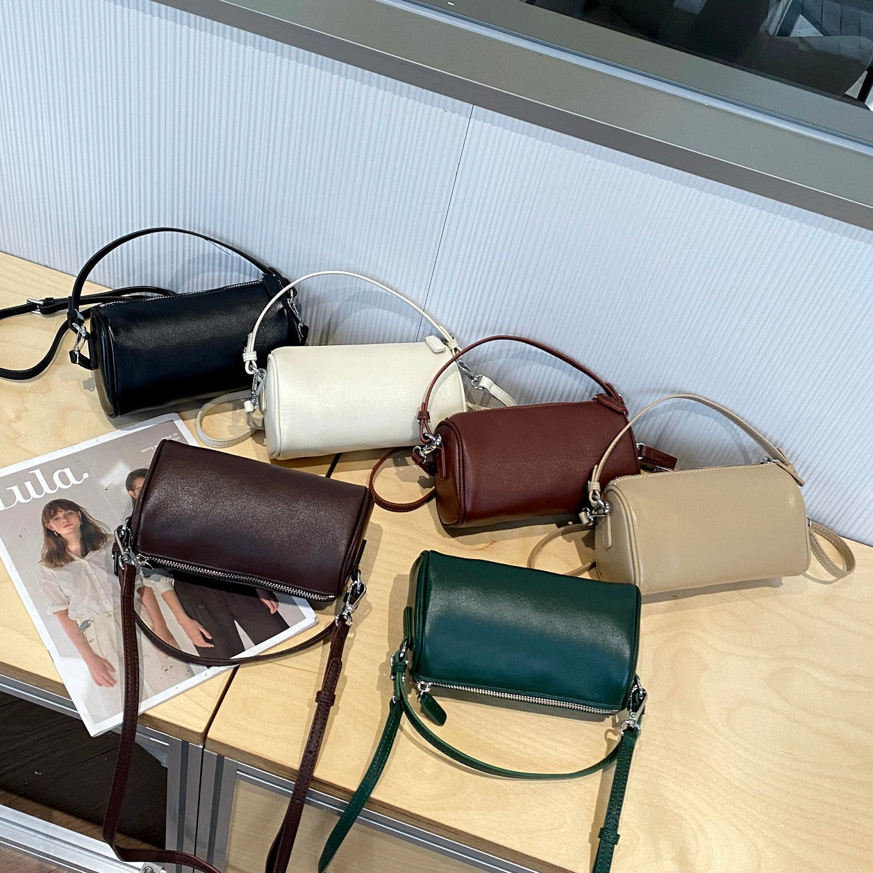 Lightweight  Vegetal Tanned Leather Mobile Phone