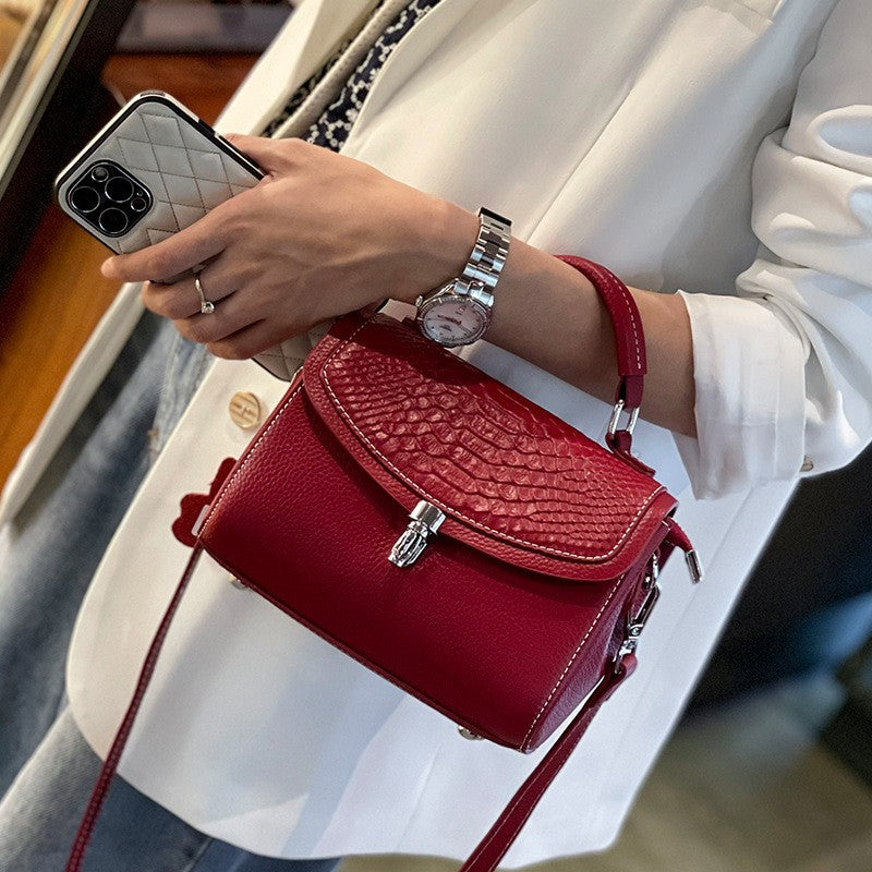 Versatile and Elegant Small Messenger HandBag