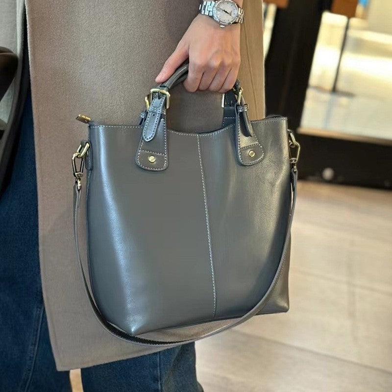 Large Capacity Plant-Tanned Soft Leather