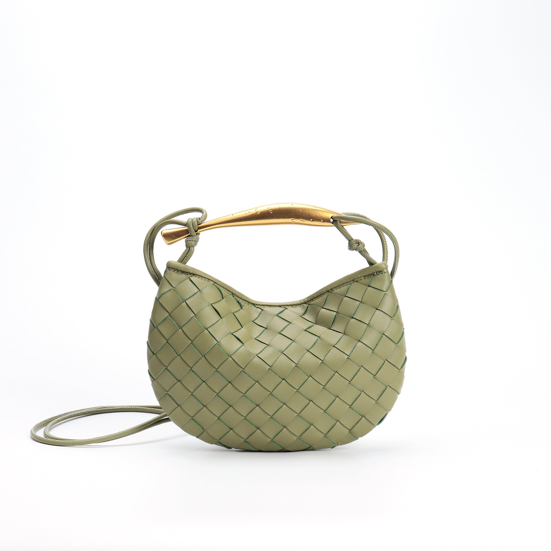 Chic Woven Cattlehide Leather Handbag – Natural Elegance