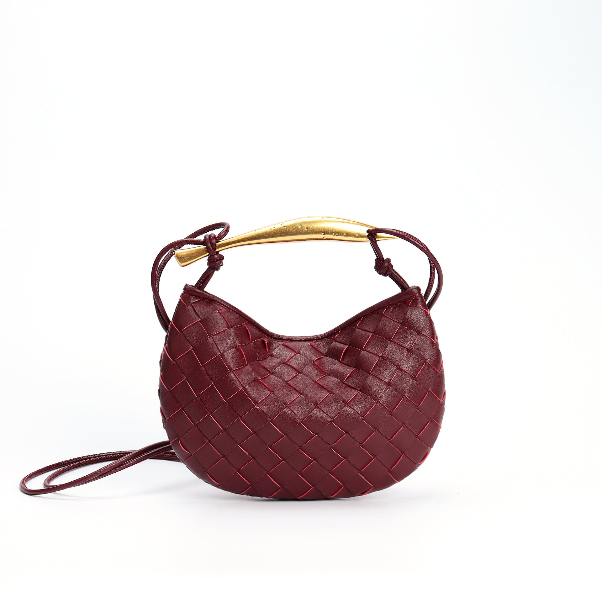 Chic Woven Cattlehide Leather Handbag – Natural Elegance