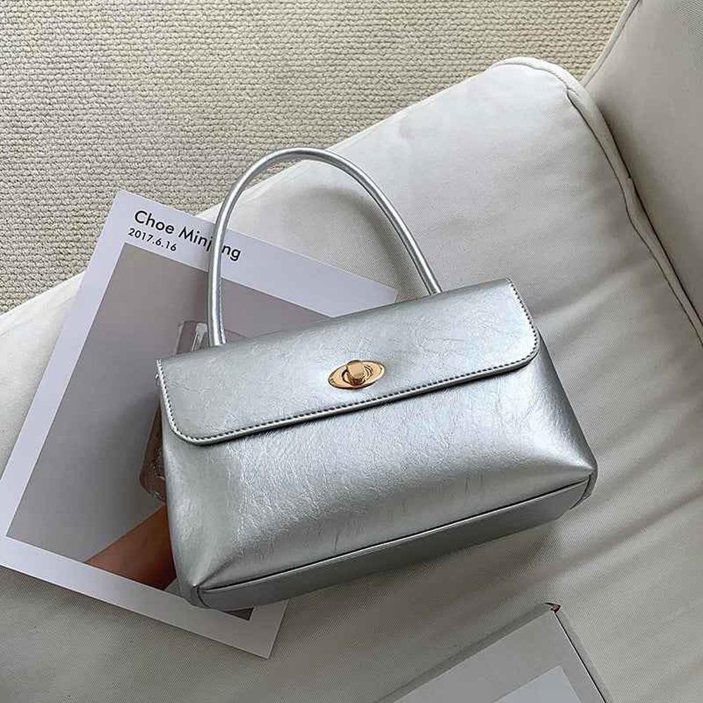 Oil Wax Leather large handbag