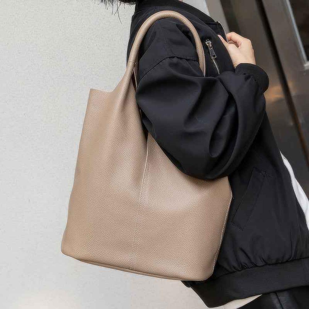 Simple Soft Leather tote bag